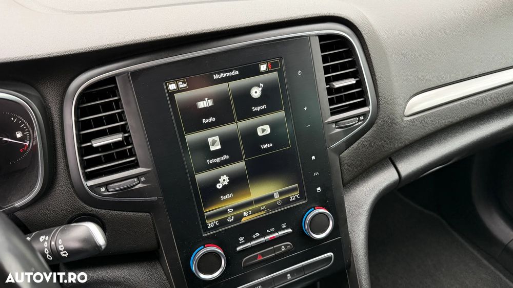 Renault Megane TCe 140 GPF EDC INTENS - 21