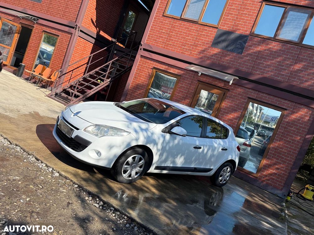 Renault Megane - 25