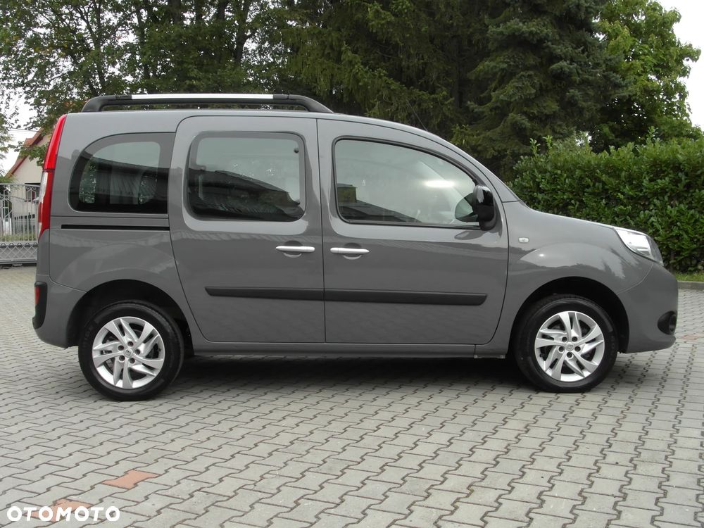 Renault Kangoo 1.6 16V Privilege - 12