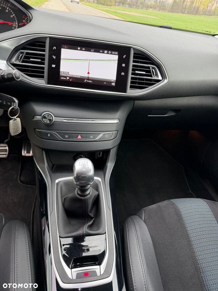 Peugeot 308 1.2 PureTech GPF Active Pack Business S&S - 14