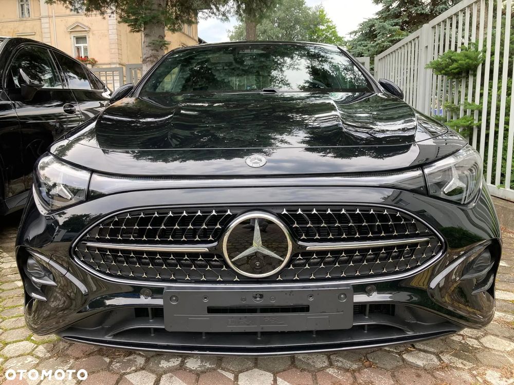 Mercedes-Benz CLA - 24
