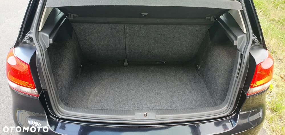 Volkswagen Golf - 12