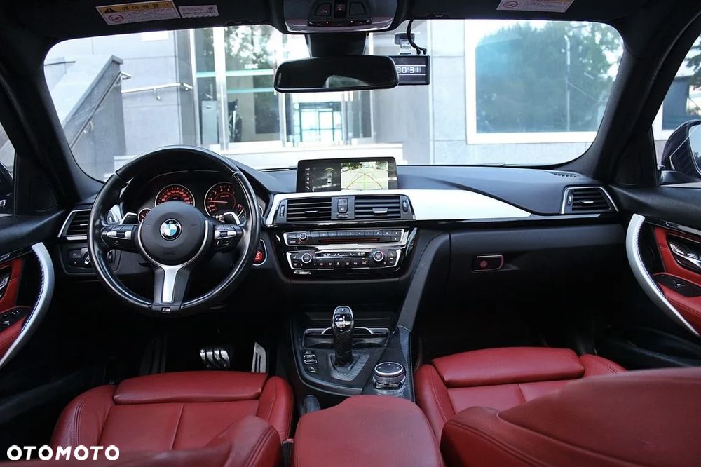 BMW Seria 3 330i xDrive Sport Line - 8