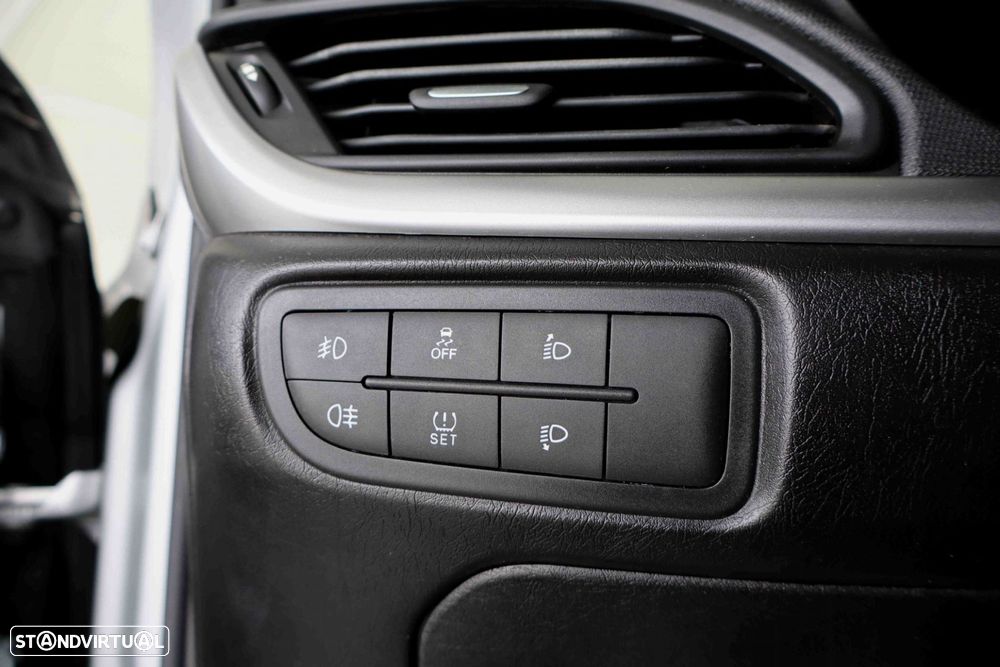 Fiat Tipo Station Wagon 1.3 M-Jet Street - 12