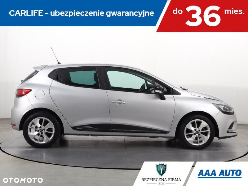 Renault Clio - 8