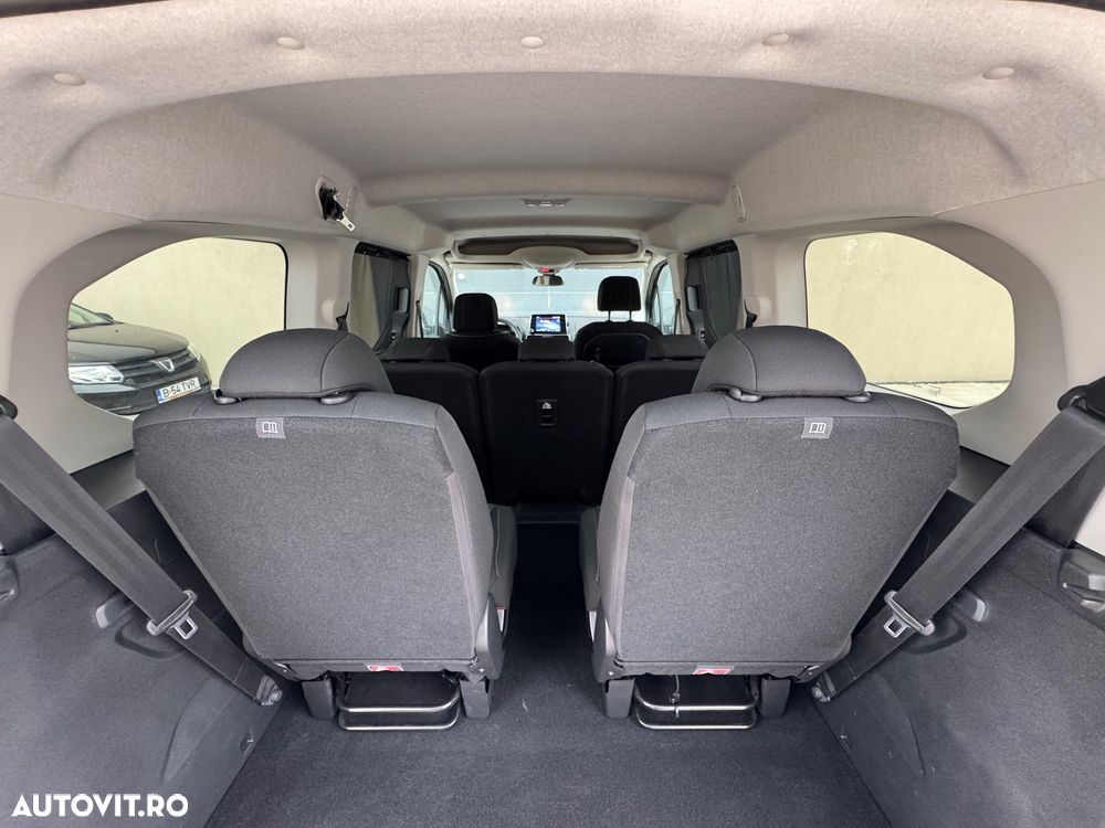 Toyota Proace 136 CP 50 kWh L2 6+1 Family+ - 18