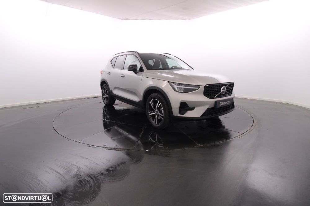 Volvo XC 40 2.0 B3 Plus Dark - 12