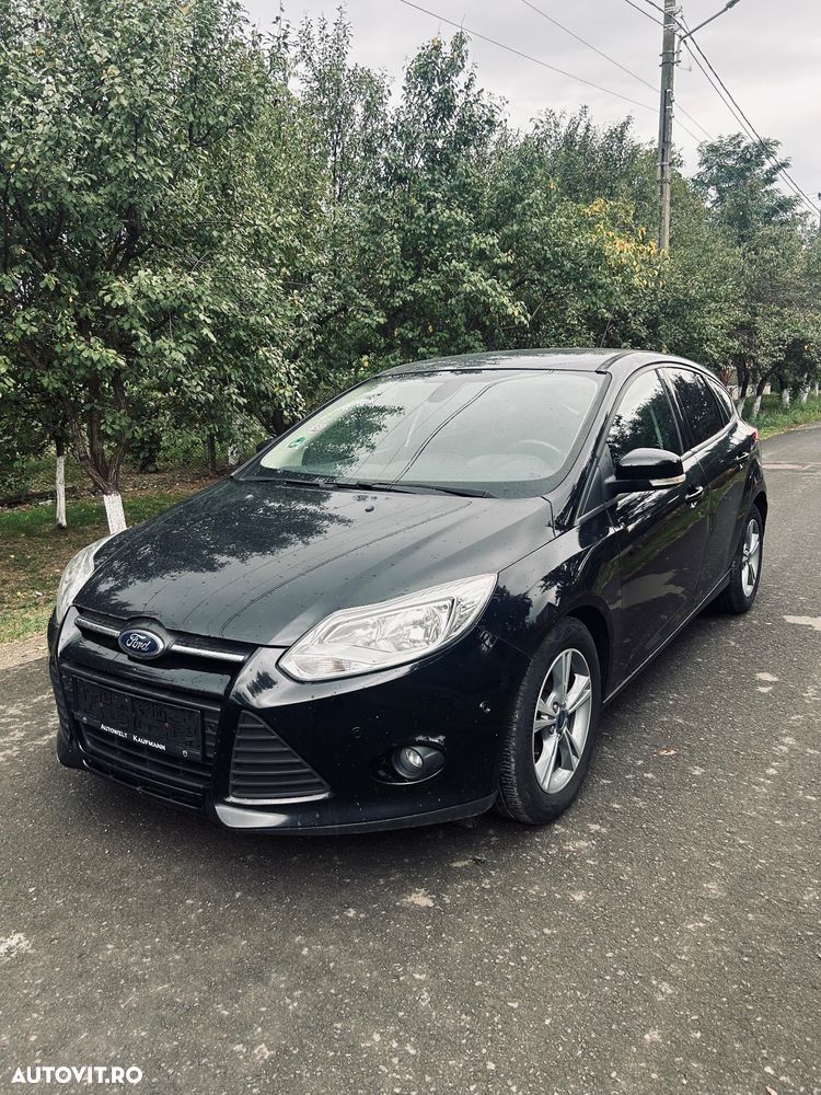 Ford Focus Turnier 1.0 EcoBoost Start-Stopp-System Business Edition - 2