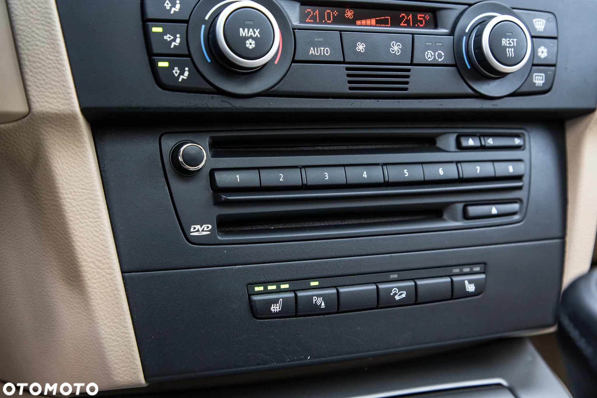BMW Seria 3 325i xDrive Touring - 23
