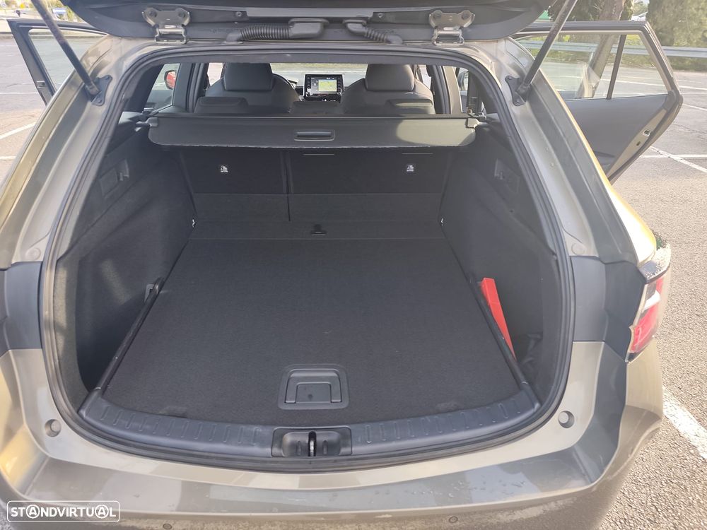 Toyota Corolla Touring Sports - 4