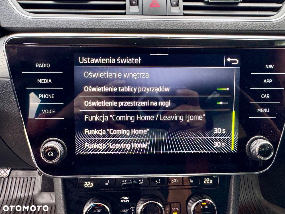 Skoda Superb 2.0 TDI SCR Style - 30