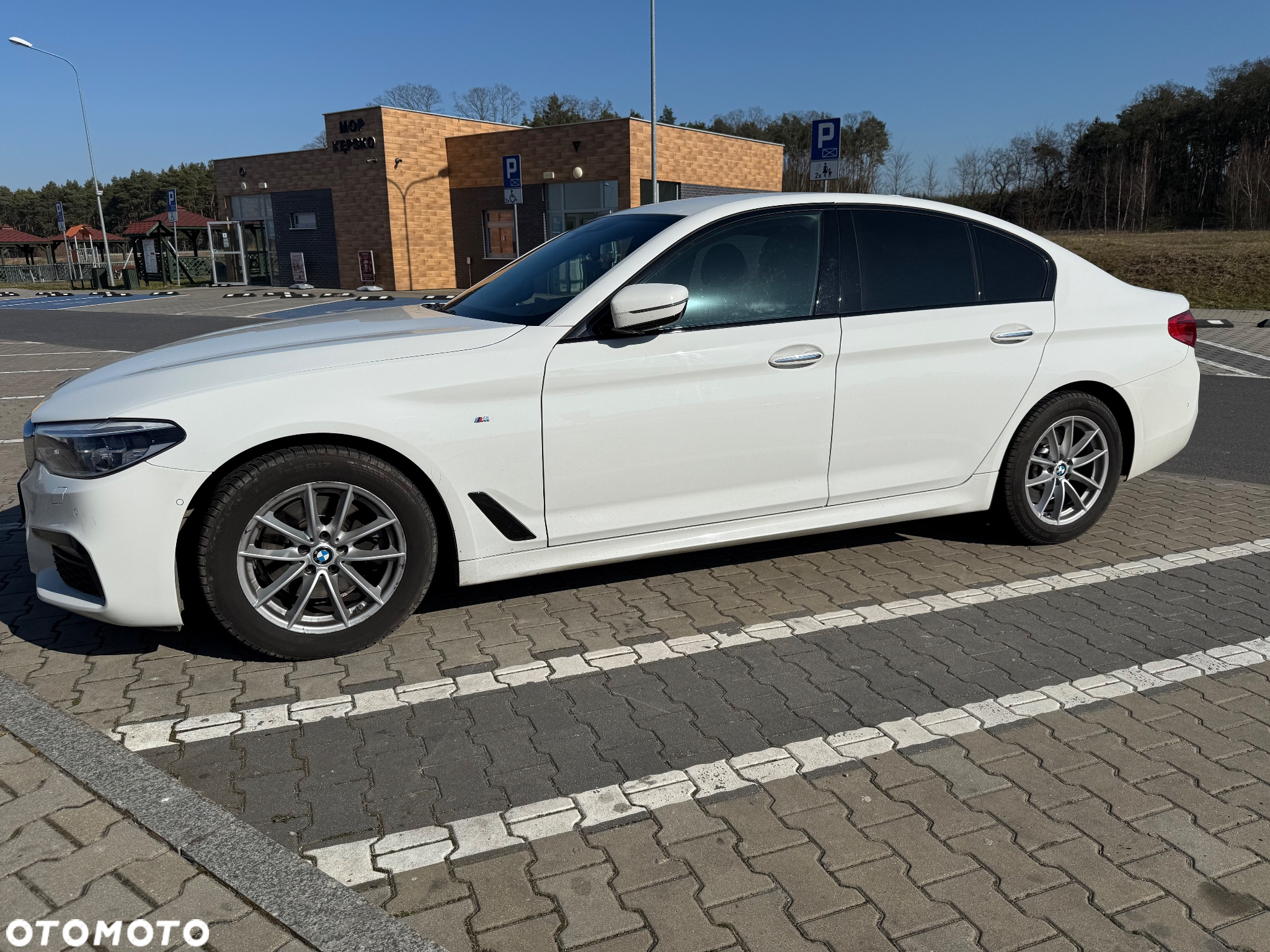 BMW Seria 5 520d M Sport - 18