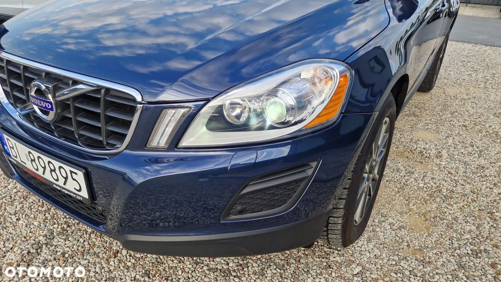 Volvo XC 60 D4 Geartronic Momentum - 24