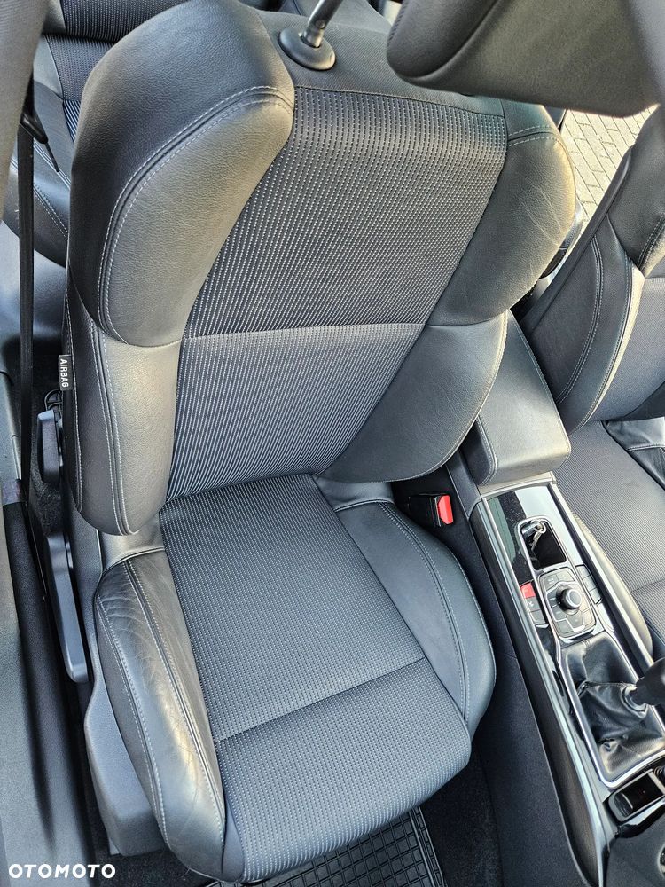 Peugeot 508 1.6 T Allure - 33