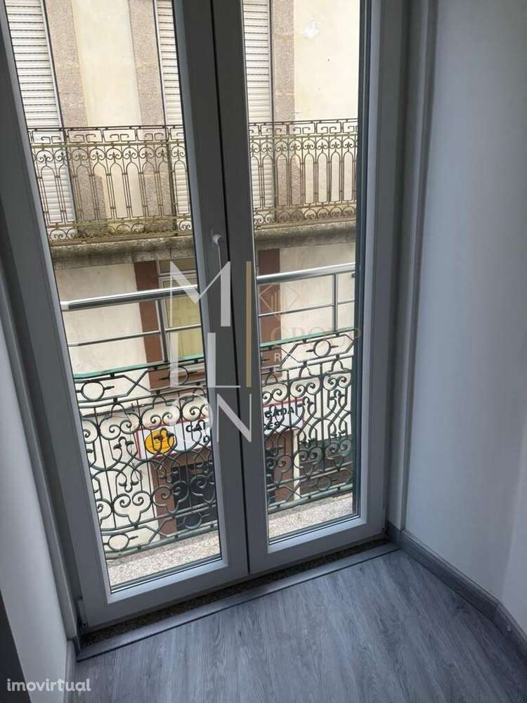 Apartamento T1 totalmente reconstruído no centro histórico da vila do - Grande imagem: 5/11