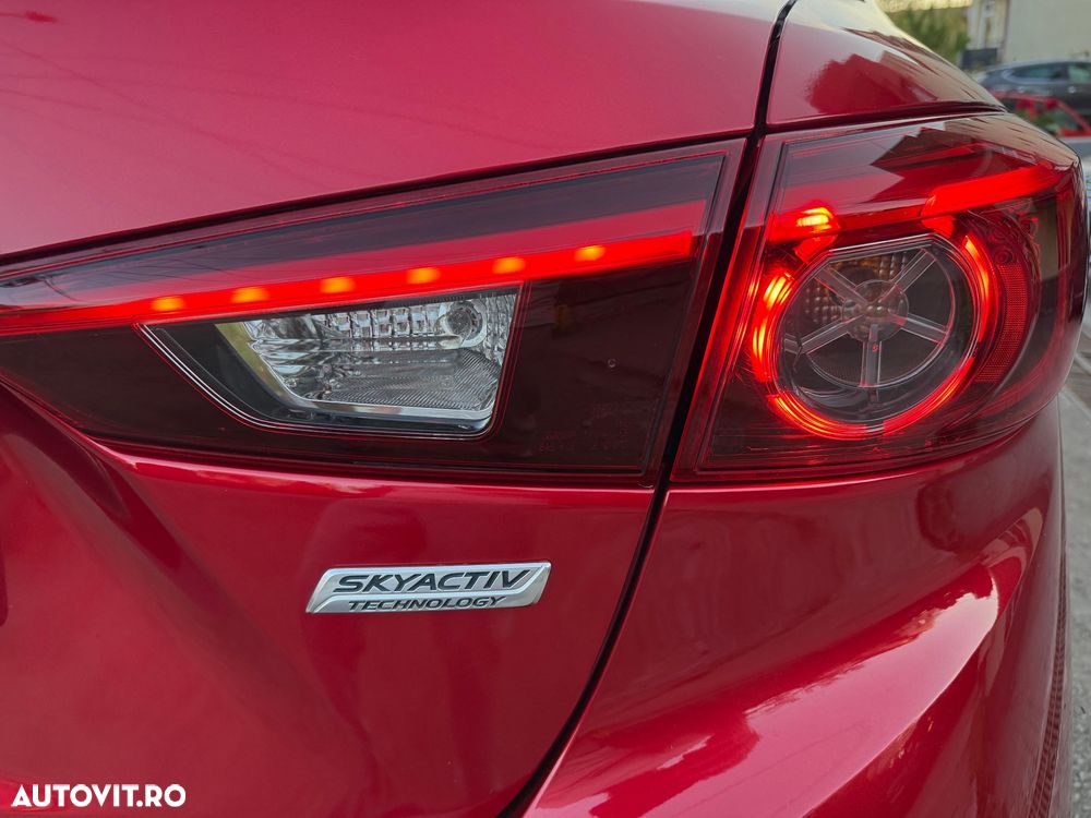 Mazda 3 SKYACTIV-G 120 Urban Limited - 24