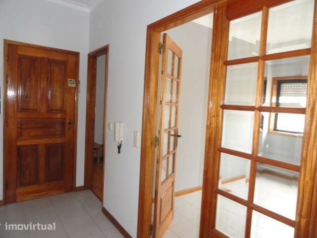 Apartamento T2 - Portas de Viana - Grande imagem: 3/7
