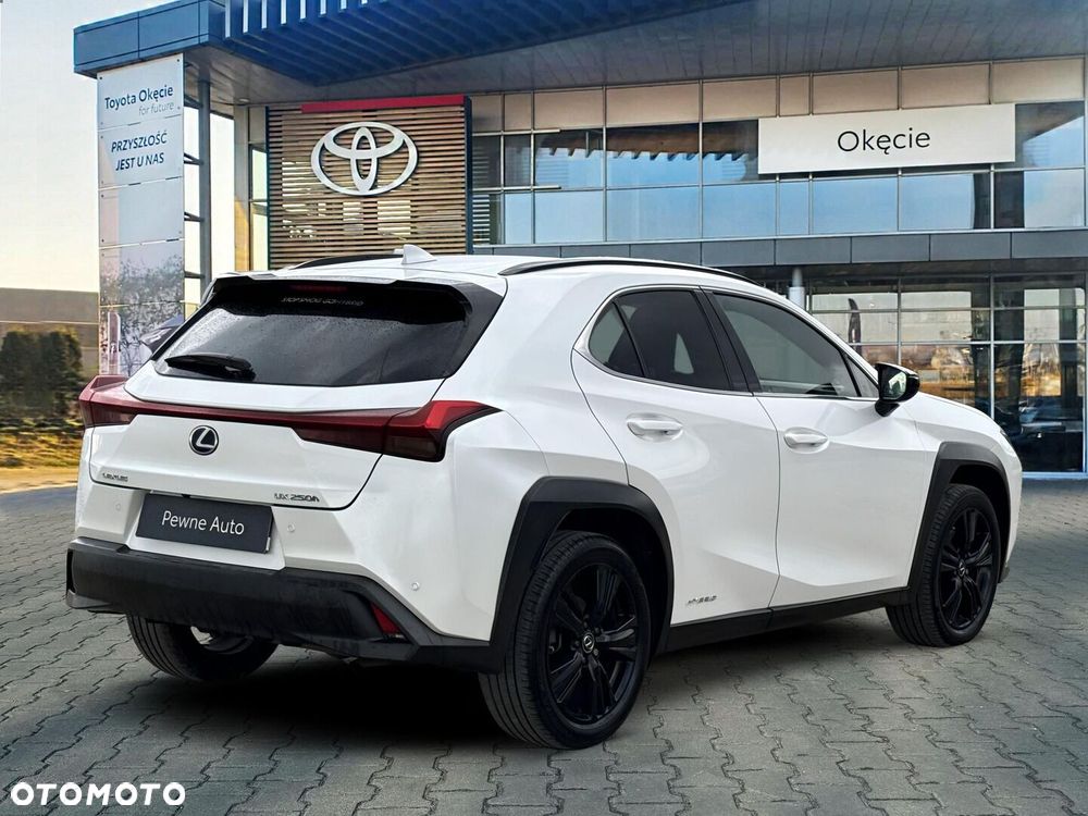 Lexus UX 250h GPF F Impression 2WD - 5
