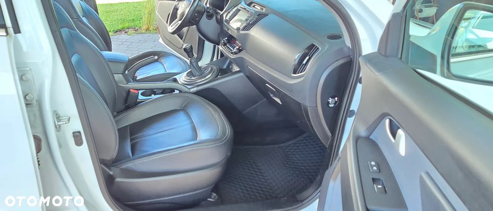 Kia Sportage 2.0 XL 2WD - 24
