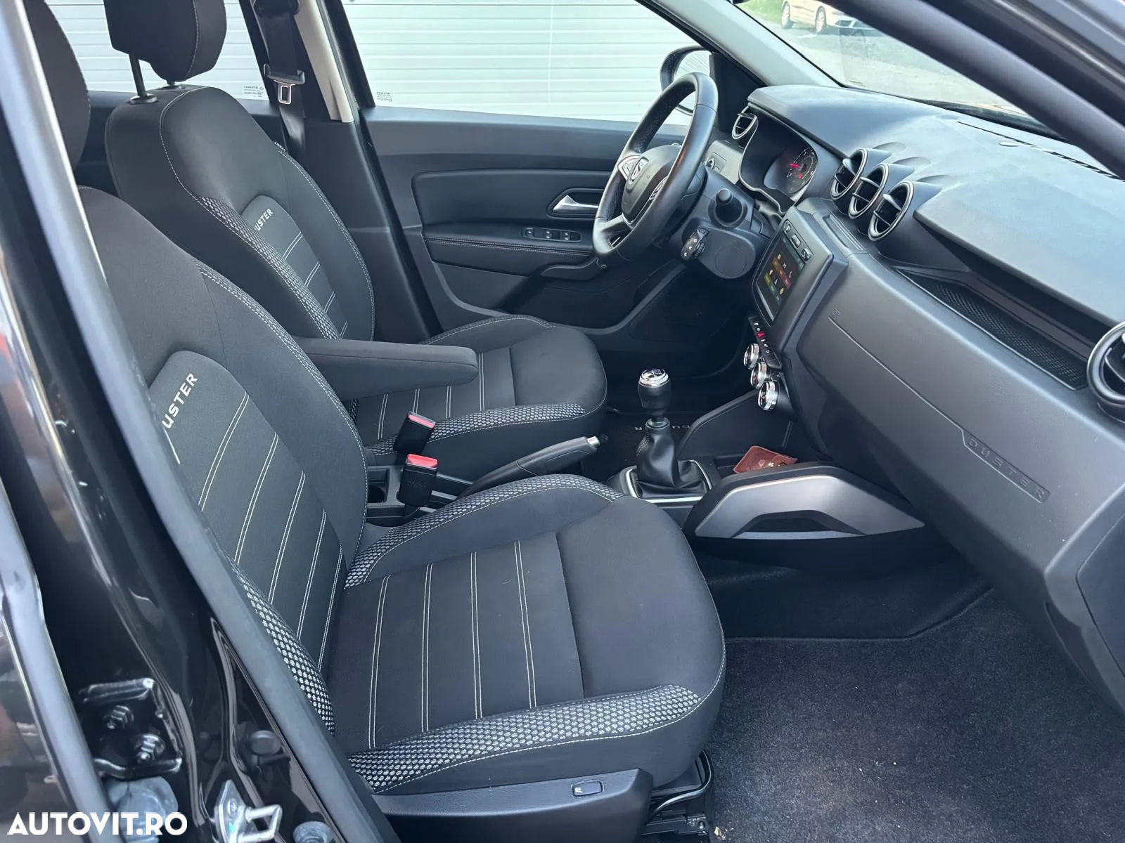 Dacia Duster TCe 150 2WD GPF Sondermodell Adventure - 8