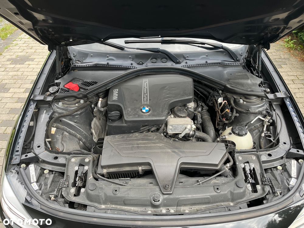 BMW 3GT 328i xDrive Luxury Line - 12