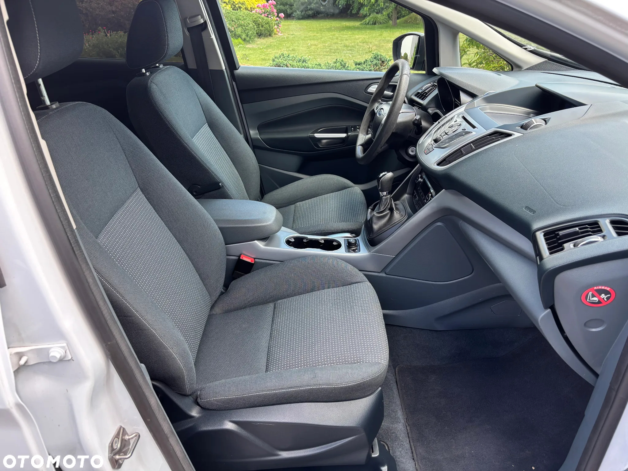 Ford C-MAX 1.6 Ti-VCT SYNC Edition - 23