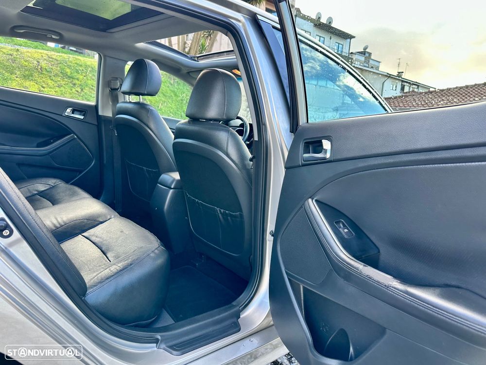 Kia Optima 1.7 CRDI TX - 31