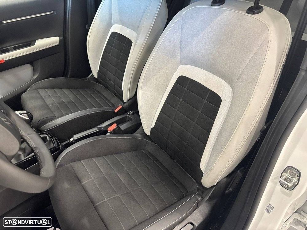 Citroën C3 1.2 PureTech Max - 9