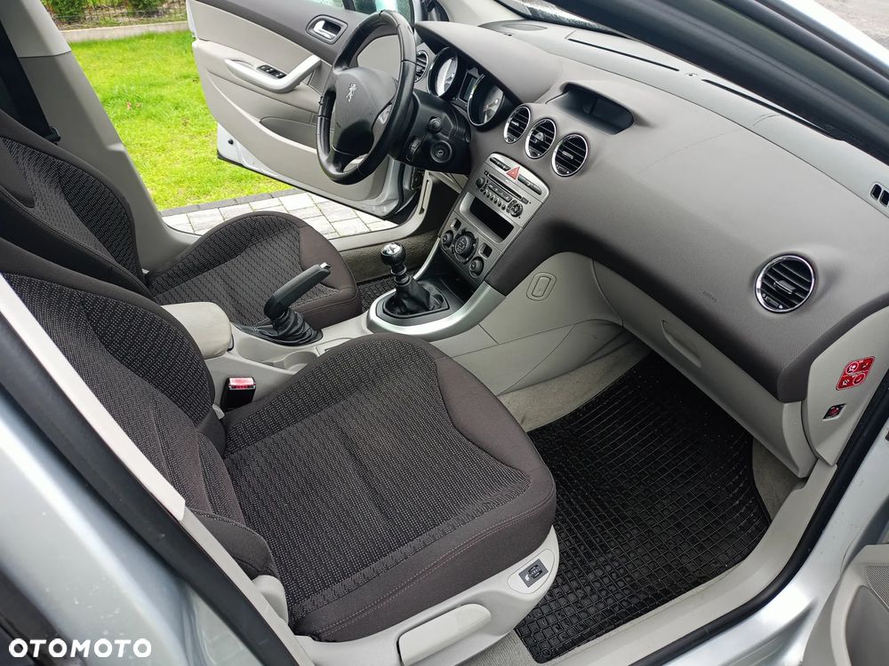 Peugeot 308 1.6 HDi Premium - 8