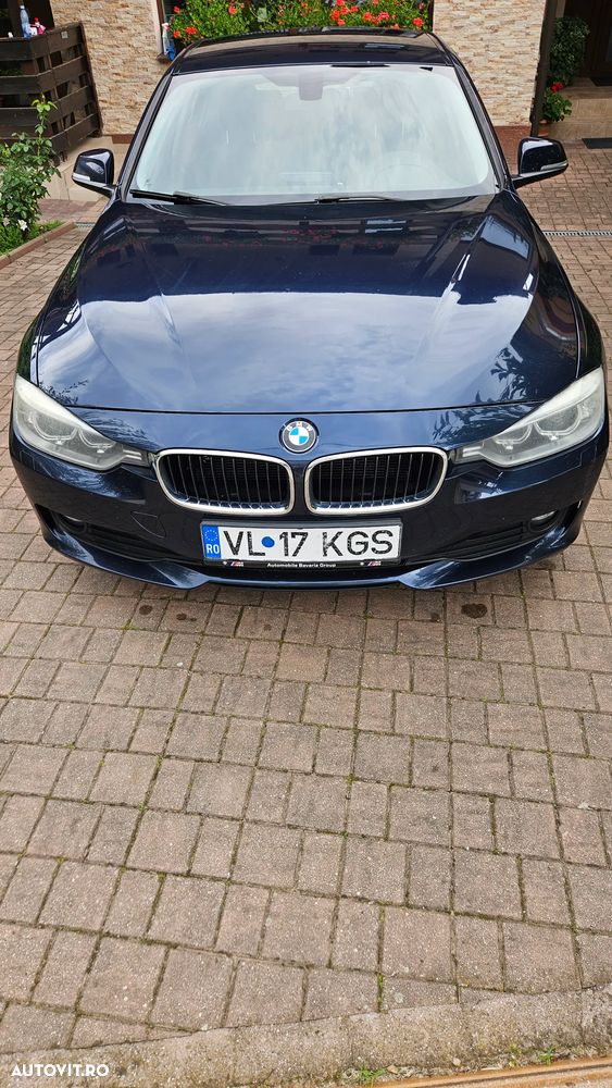 BMW Seria 3 320d xDrive Aut. - 2