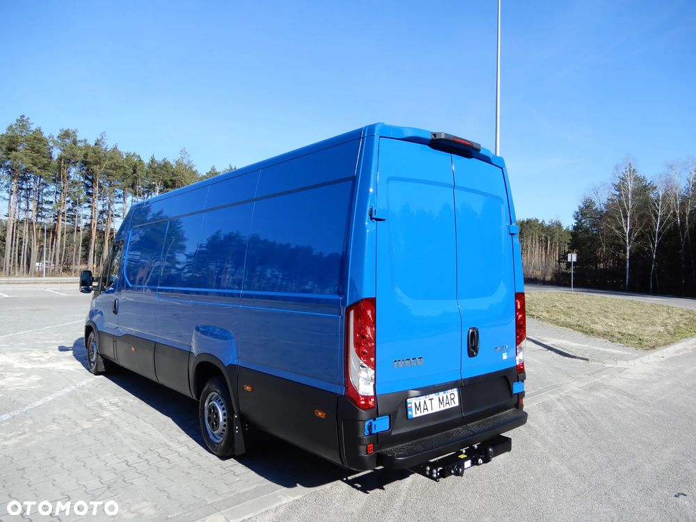 Iveco Daily 35S18 3.0 HPI 180 KM POWER Furgon Blaszak XXL 4.70 CM MAXI LONG Wysokość H2 1900 mm WZMACNIANE ZAWIESZENIE 968 Kg Ładowność HAK 3500 Kg Rozstaw Osi 4100 mm DMC 3500 Kg, WZMACNIANY Stan NOWY NIE UŻYWANY OKAZJA DOSTEPNY I GOTOWY - 5