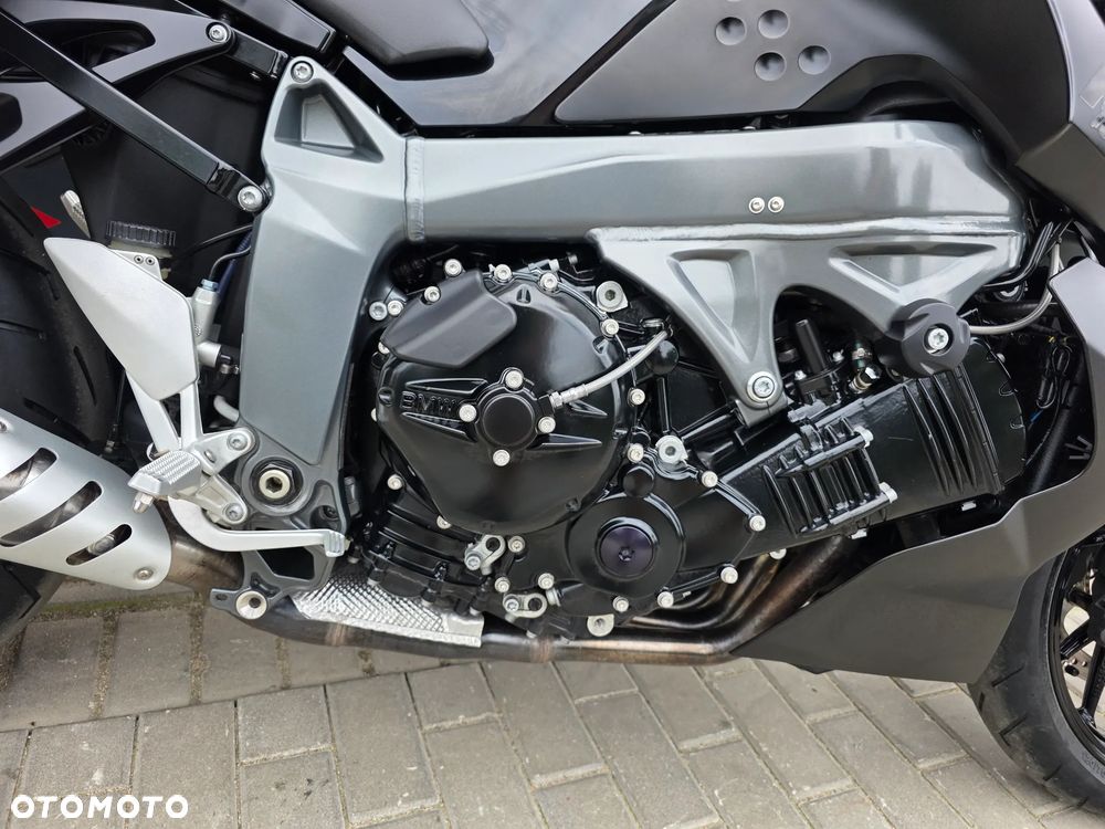BMW R - 12