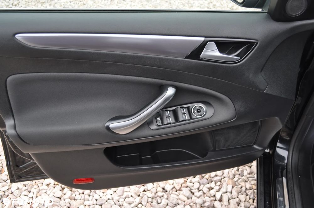Ford Mondeo 2.0 Viva Titanium - 29