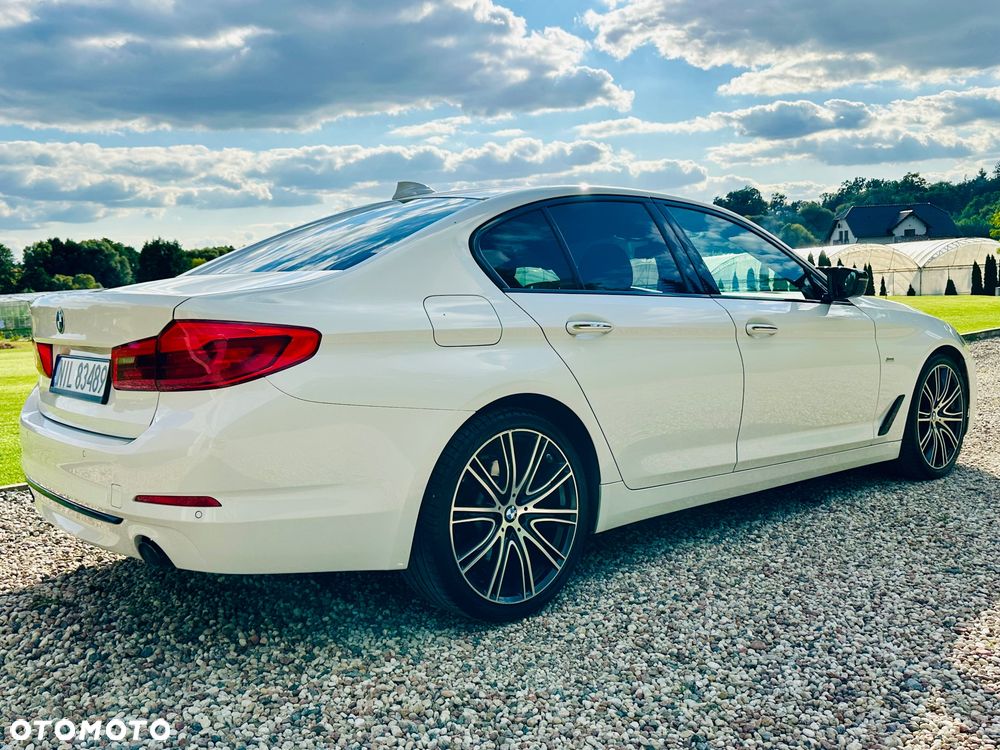 BMW Seria 5 520d Eff.Dynamics Luxury Line sport - 11