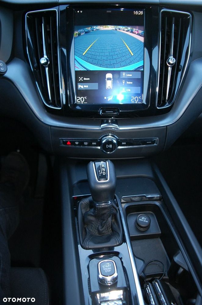 Volvo XC 60 - 8