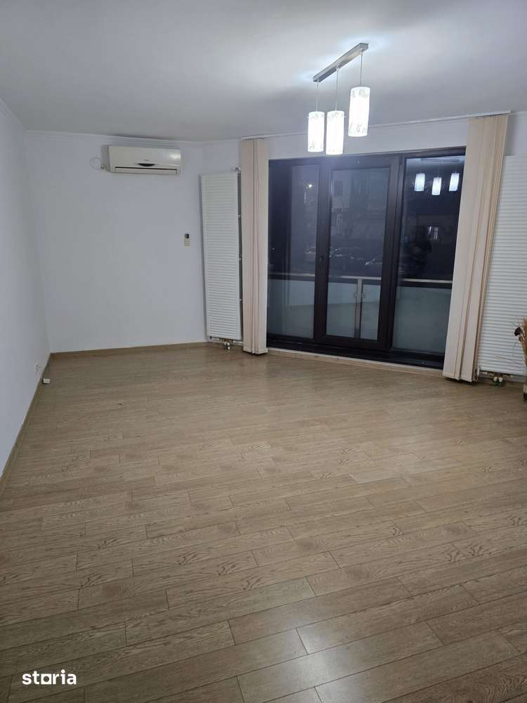 Apartament 3 Camere | 1 Mai | Spatiu comercial | Birouri — fotografia 1