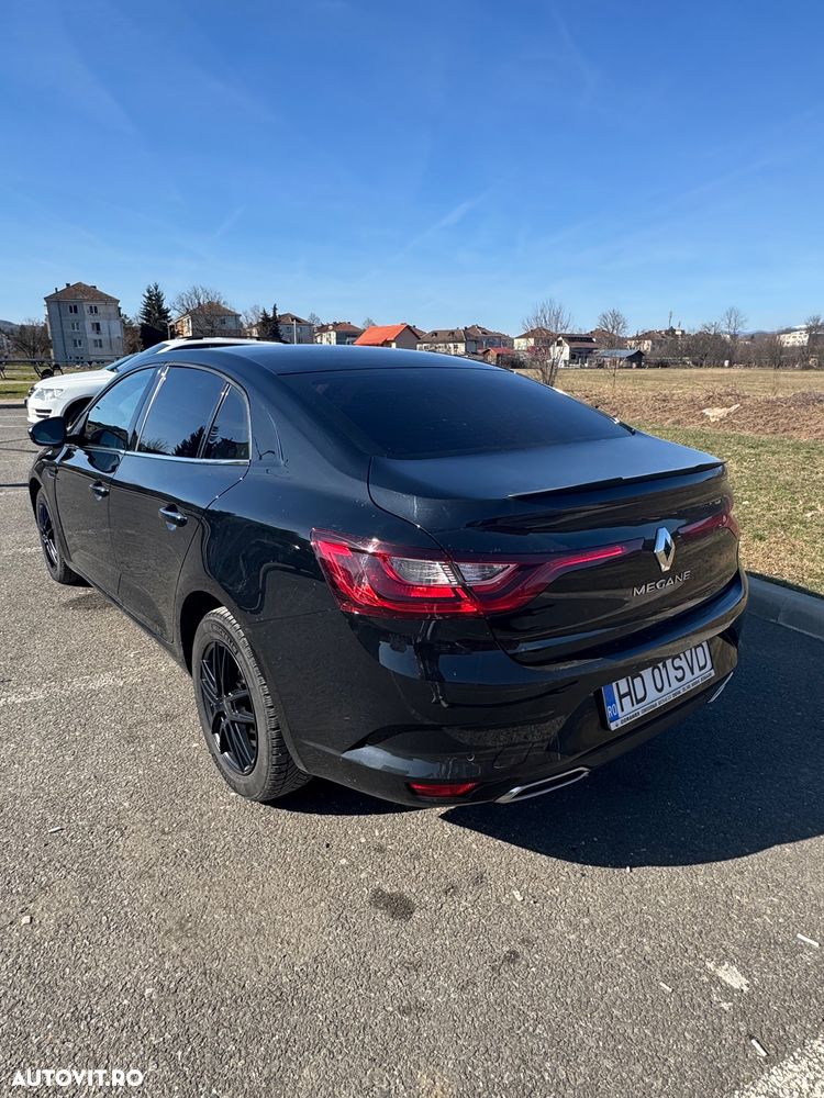 Renault Megane TCe 140 GPF Equilibre - 5