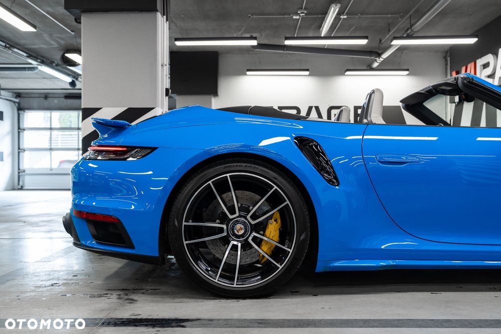 Porsche 911 Turbo S - 22