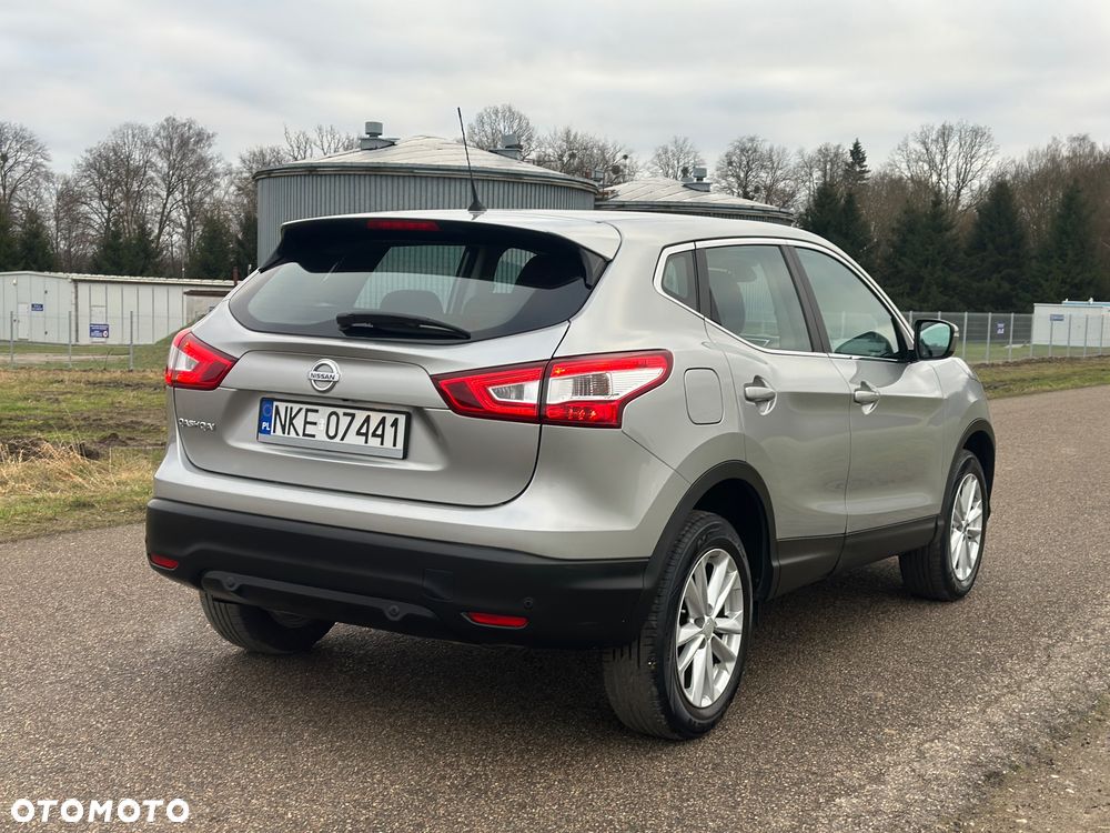 Nissan Qashqai - 4