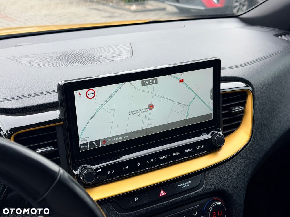 Kia XCeed 1.6 T-GDI L Business Line DCT - 14