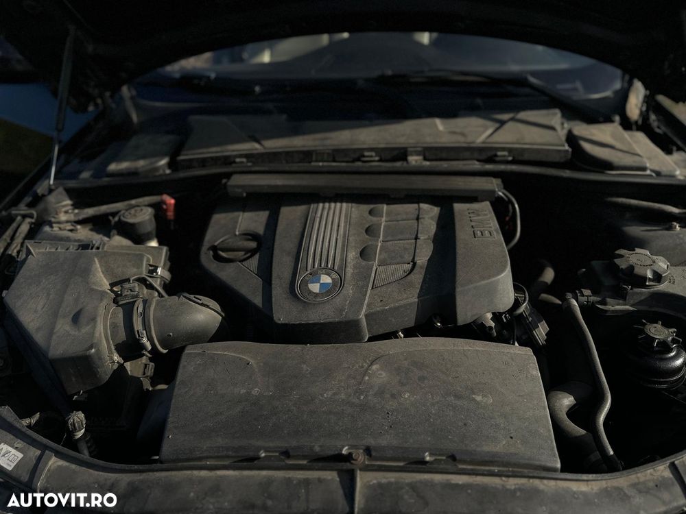 BMW Seria 3 320d Aut. - 8