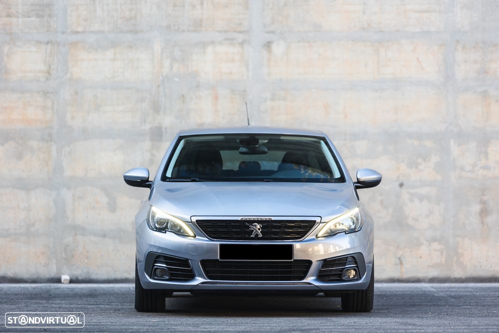 Peugeot 308 - 1