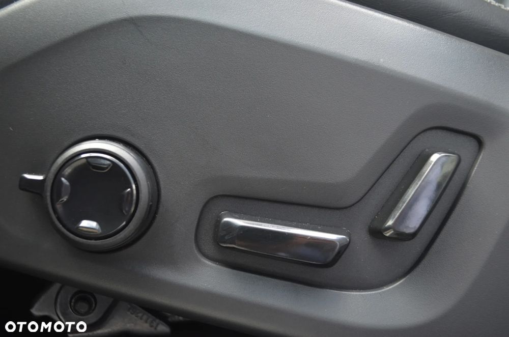 Volvo XC 60 T8 AWD Plug-In Hybrid Inscription - 22