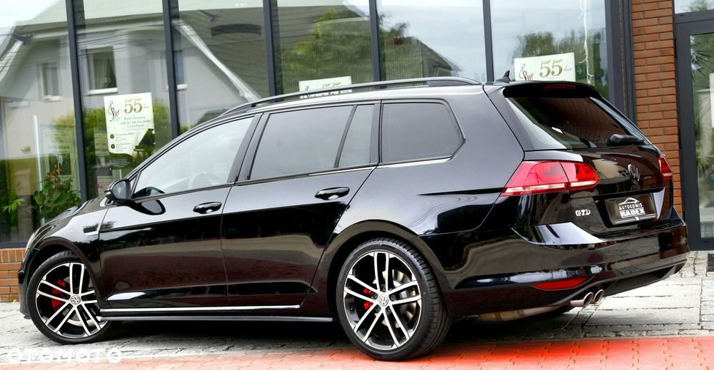 Volkswagen Golf - 7