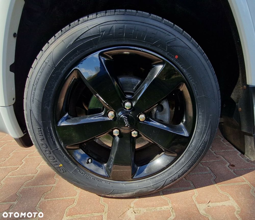 Jeep Grand Cherokee - 8