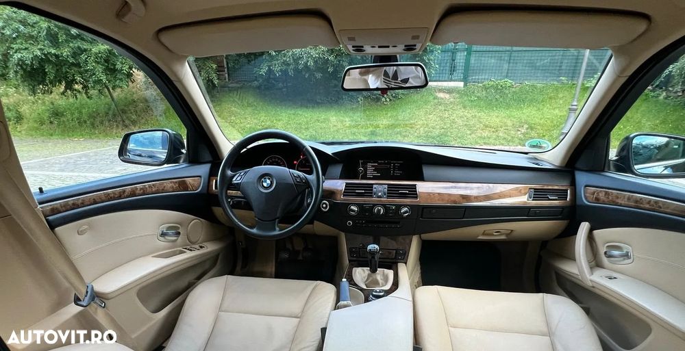 BMW Seria 5 520d Edition Lifestyle - 7
