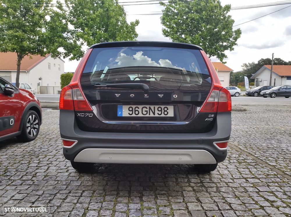 Volvo XC 70 D5 Momentum - 8