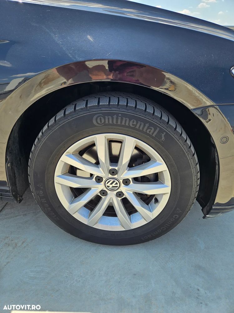 Volkswagen Passat Variant 1.6 TDI (BlueMotion Technology) DSG Comfortline - 9