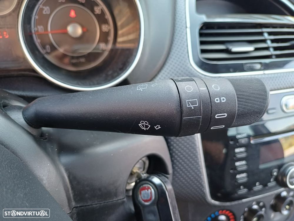 Fiat Punto Evo 1.4 Dynamic Style - 26