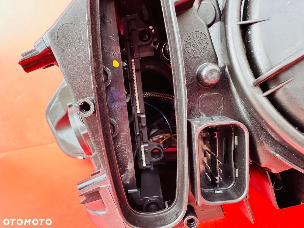 LAMPA LEWA BMW F32 F33 F36 BI XENON NIE SKRĘTNA BDB EU - 9